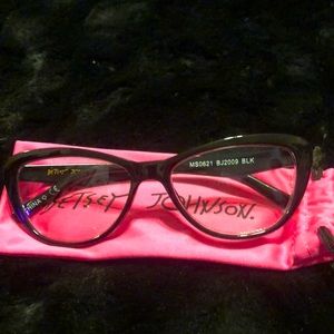 Betsey Johnson blue light protection glasses
